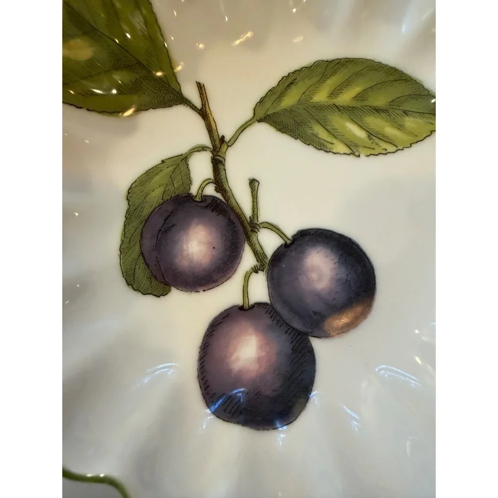 Villeroy & Boch Cascara Plum Scalloped 5.25
